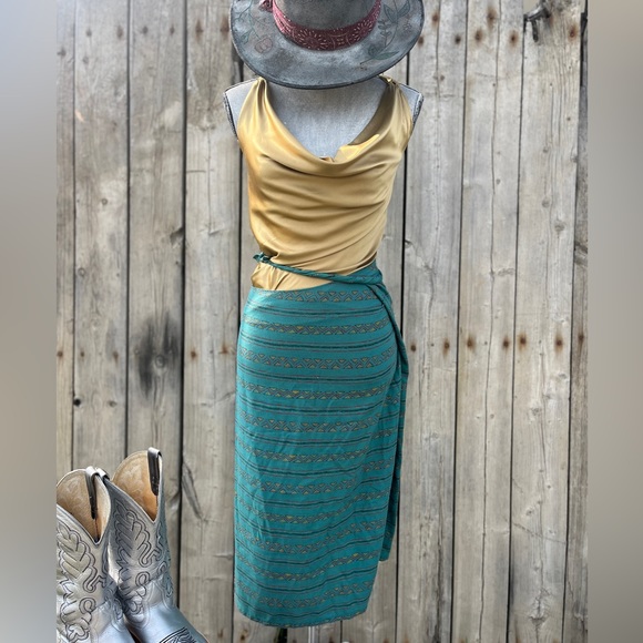 SOUTHWESTERN GREEN PATTERNED COTTON WRAP SKIRT SIZE SM-LG GREAT FOR BEACH - Picture 2 of 14